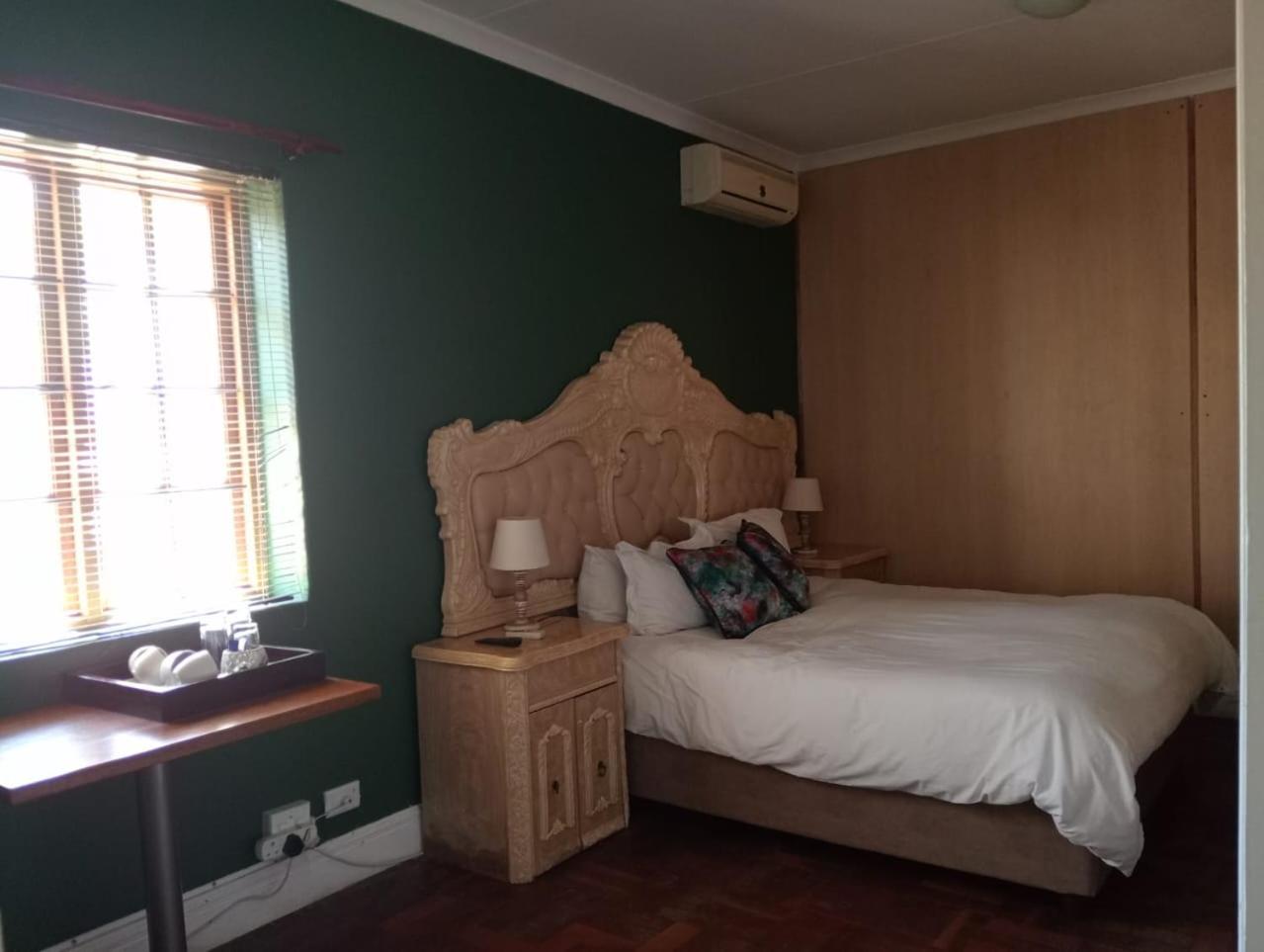 Villa De La Rosa Klerksdorp Eksteriør billede